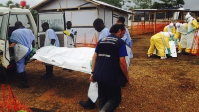 ebola kongko2.jpg (88.97 KiB) เปิดดู 13025 ครั้ง ebola kongko2.jpg